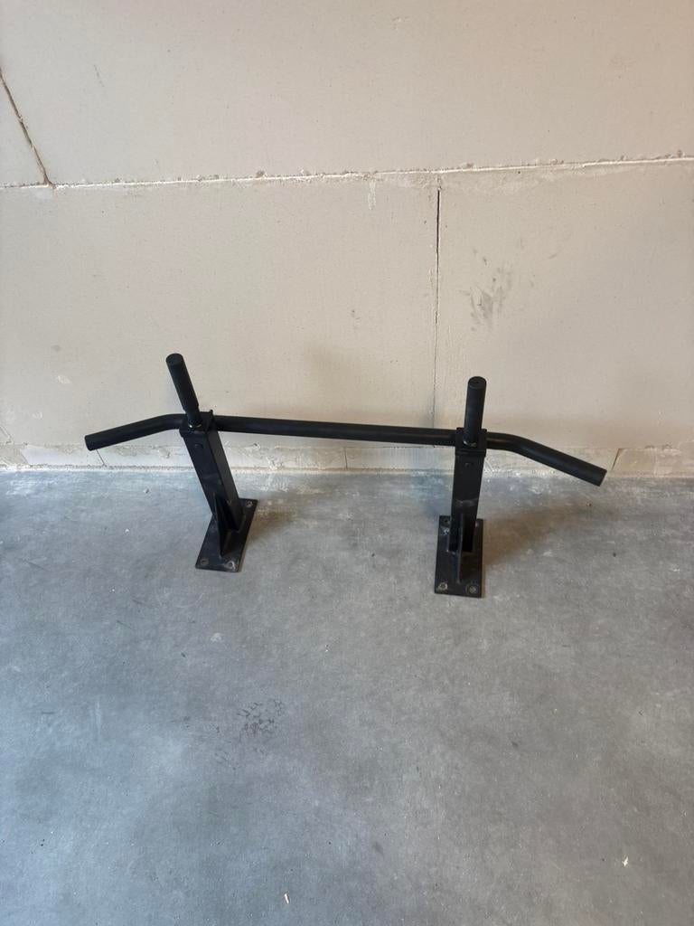 Gym set inclusief bankdruk dumbels optrek en dipset, Sport en Fitness, Ophalen of Verzenden, Zo goed als nieuw, Fitnessbank
