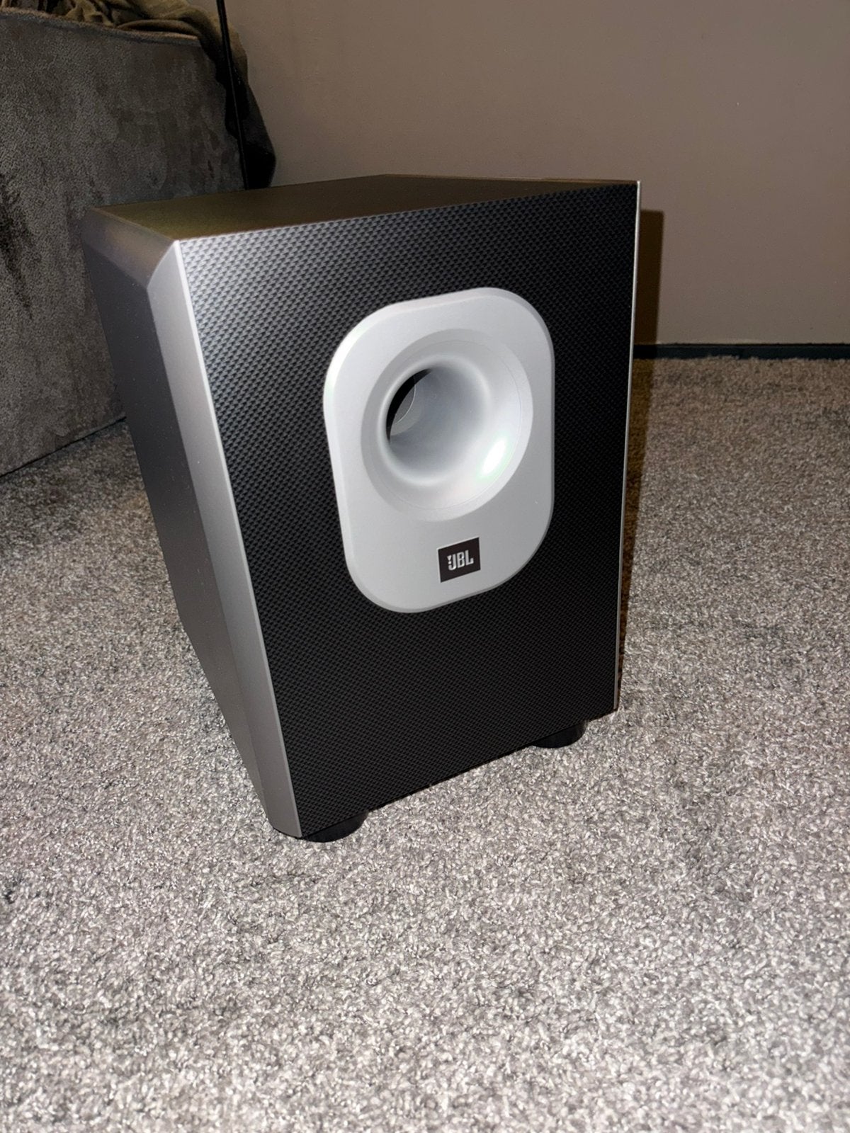 JBL Subwoofer 200/230 Harman Kardon, Audio, Tv en Foto, Luidsprekers, Ophalen of Verzenden, Zo goed als nieuw, 60 tot 120 watt