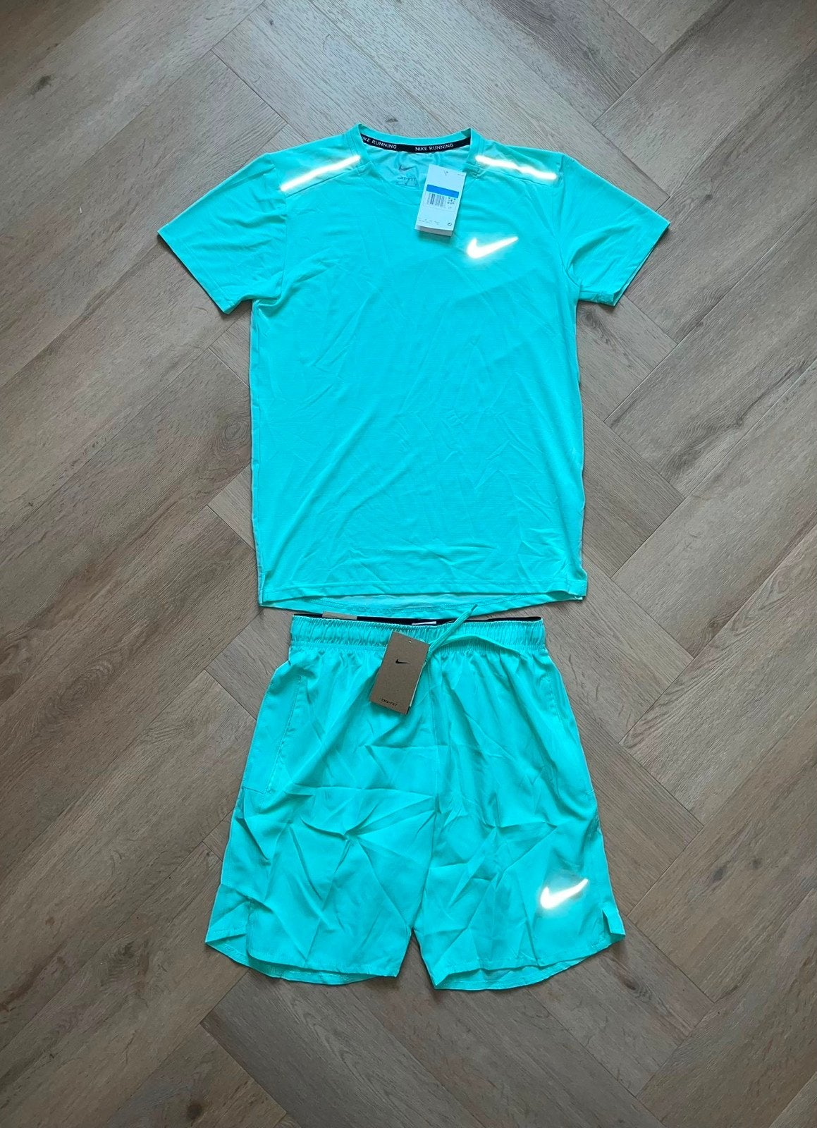 Lichtblauwe Nike Running Setjes NIEUW! Maat M/L, Nike, Nieuw, Overige maten, Algemeen