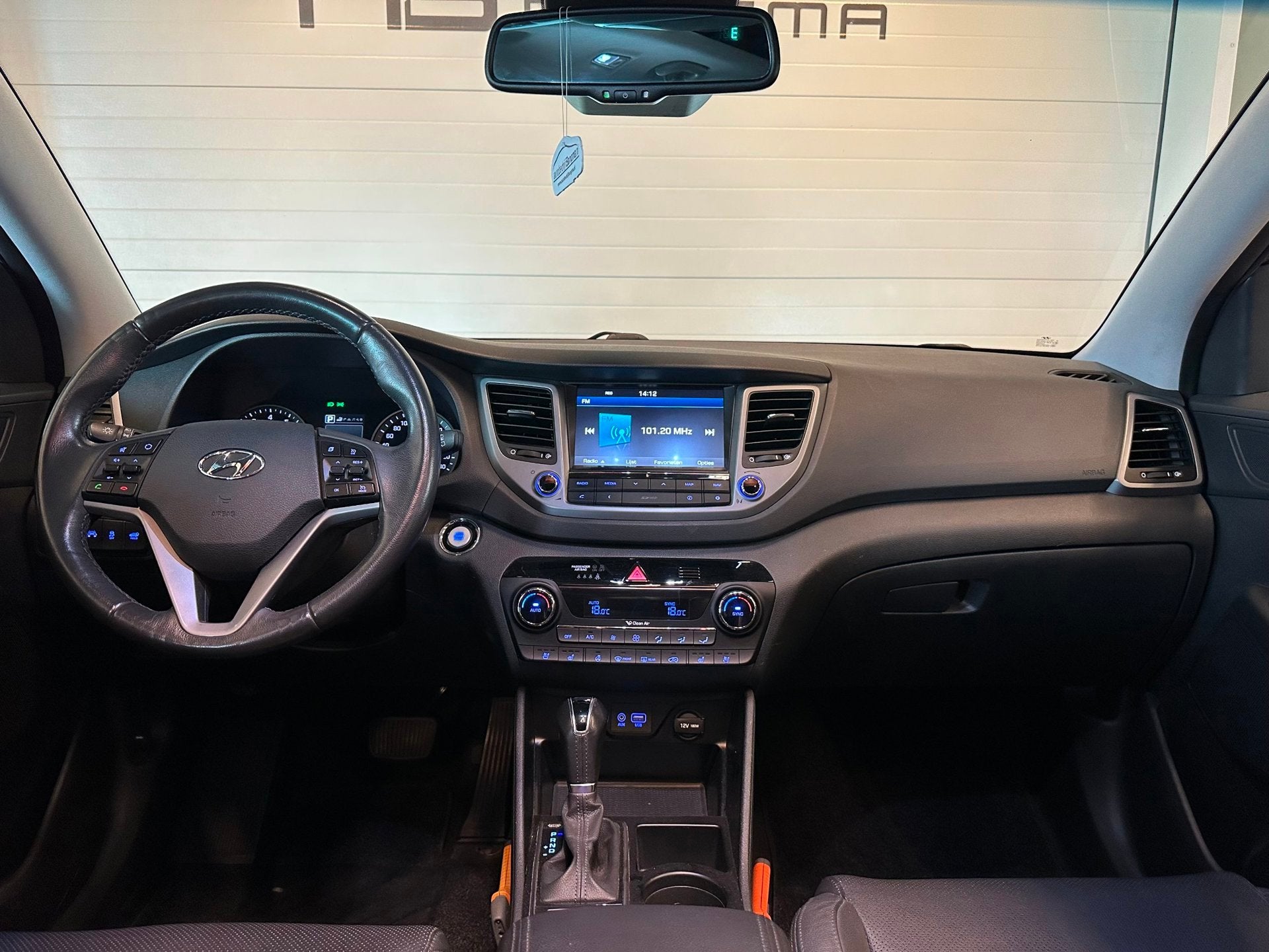 Hyundai Tucson 1.6 T-GDi 4WD AUTOMAAT PREMIUM|CLIMA AIRCO|PA, Auto's, Dealer onderhouden, Gebruikt, 4 cilinders, Met garantie (alle)