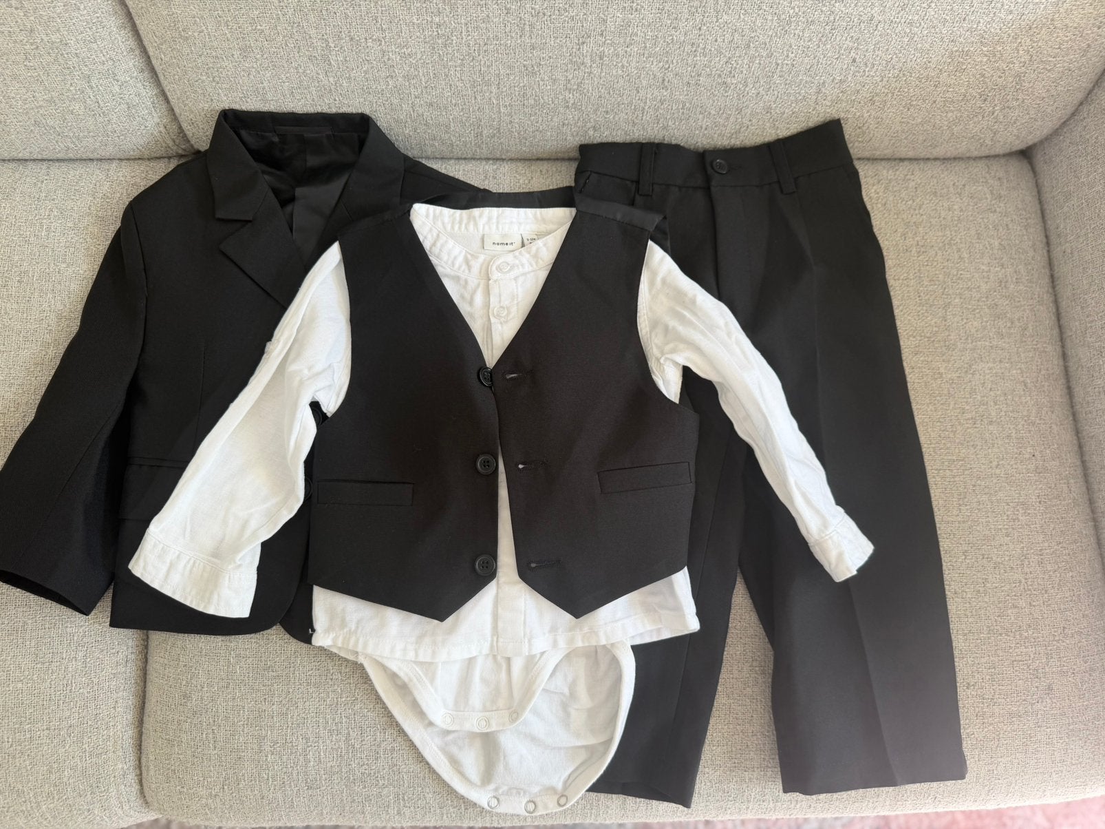 Formeel kleding gala pak 1-1,5 jaar, Ophalen of Verzenden, Zo goed als nieuw