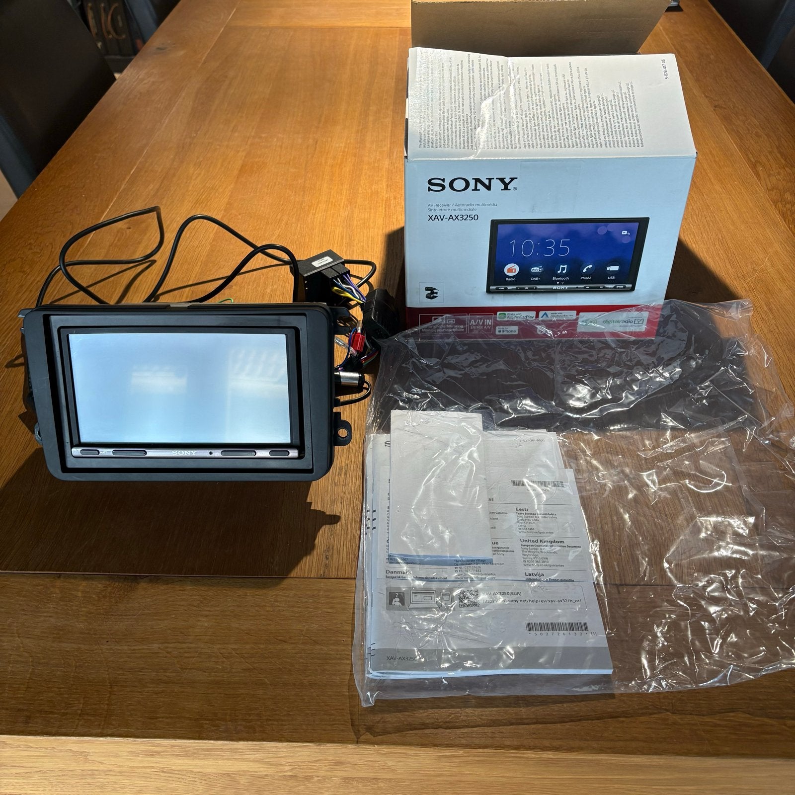 Sony XAV-AX3250 Apple CarPlay/Android Auto Autoradio, Ophalen of Verzenden, Zo goed als nieuw