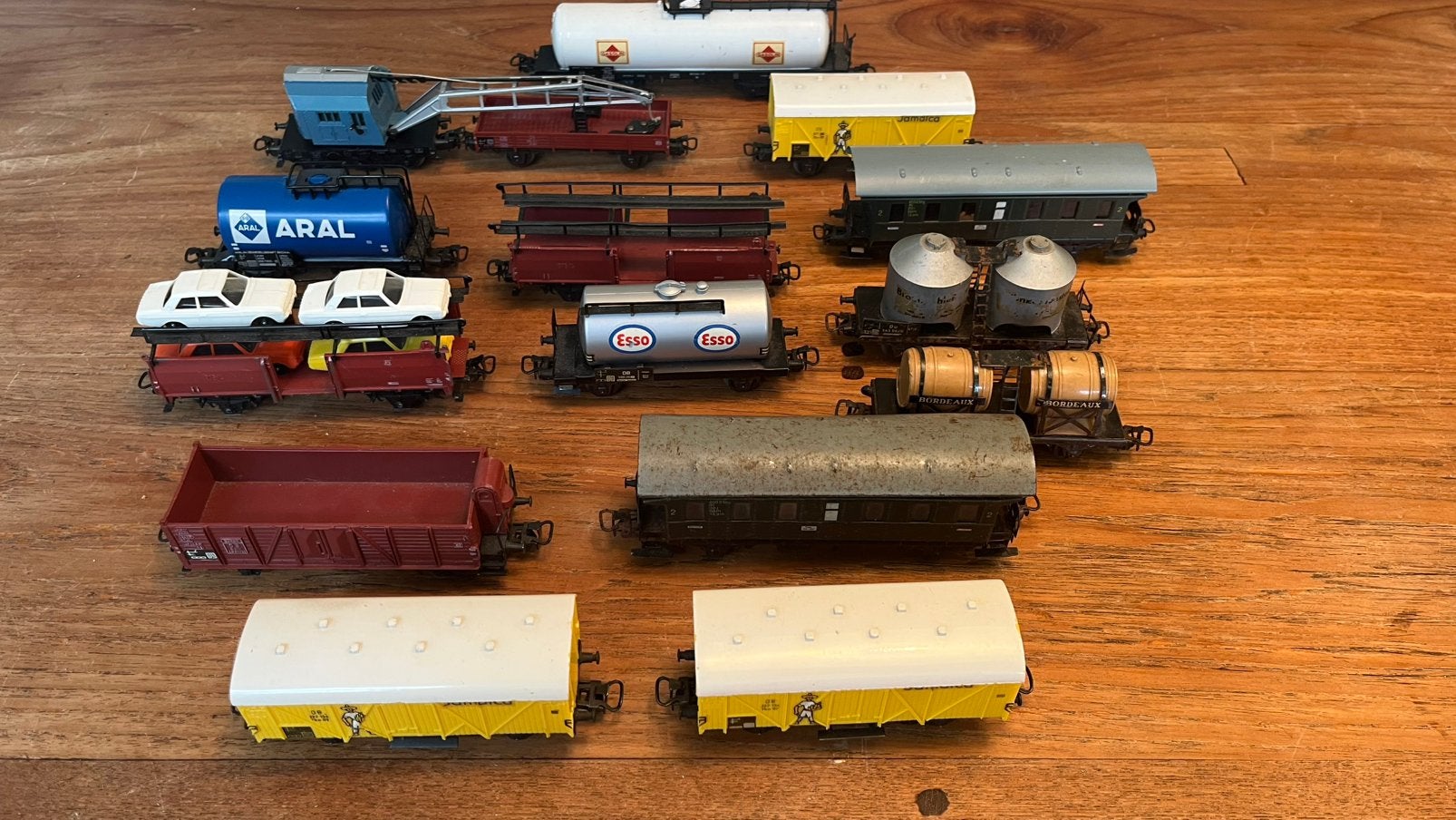 Partijtje Marklin wagonnen/rijtuigen, 16 stuks, Wisselstroom, Gebruikt, Wagon, Ophalen of Verzenden