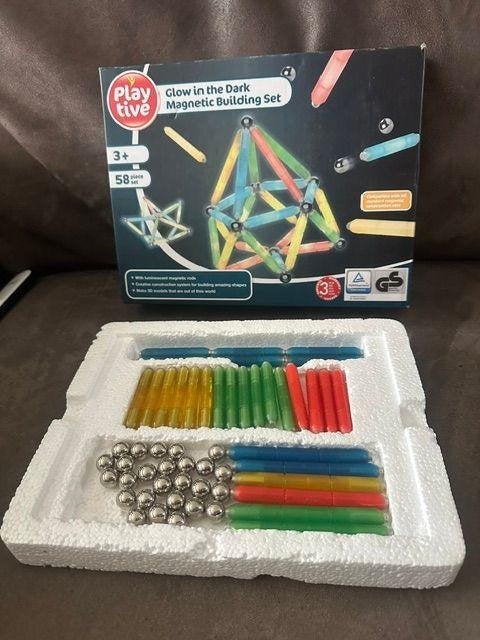 Magnetic buildingset glow in the dark, Ophalen of Verzenden, Zo goed als nieuw