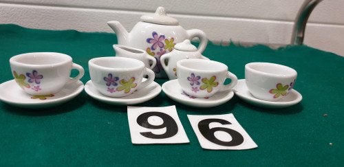 Minis servies bloemen, gekleurde bloemen, Antiek en Kunst, Antiek | Servies compleet, Ophalen of Verzenden
