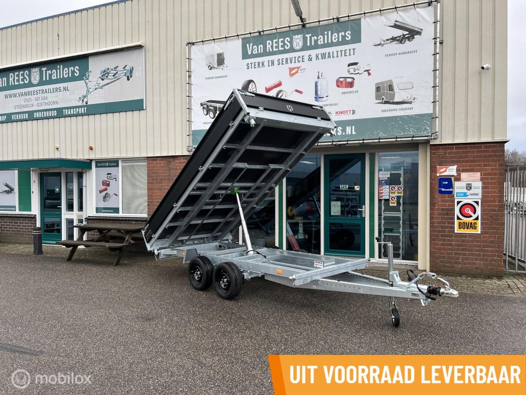 Henra Kipper 350x180 2700kg black edition, Nieuw