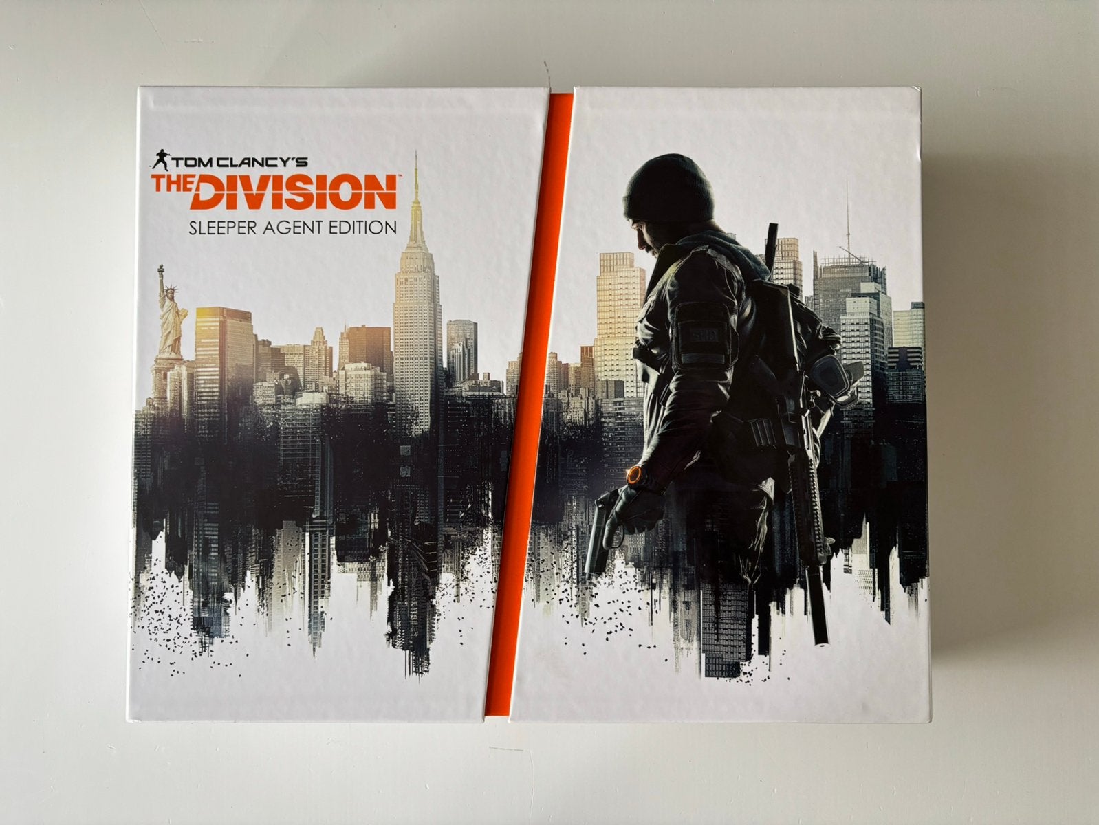 Tom Clancy's The Division Sleeper Agent Collectors Edition, Spelcomputers en Games, Games | Sony PlayStation 5, Online, Vanaf 18 jaar