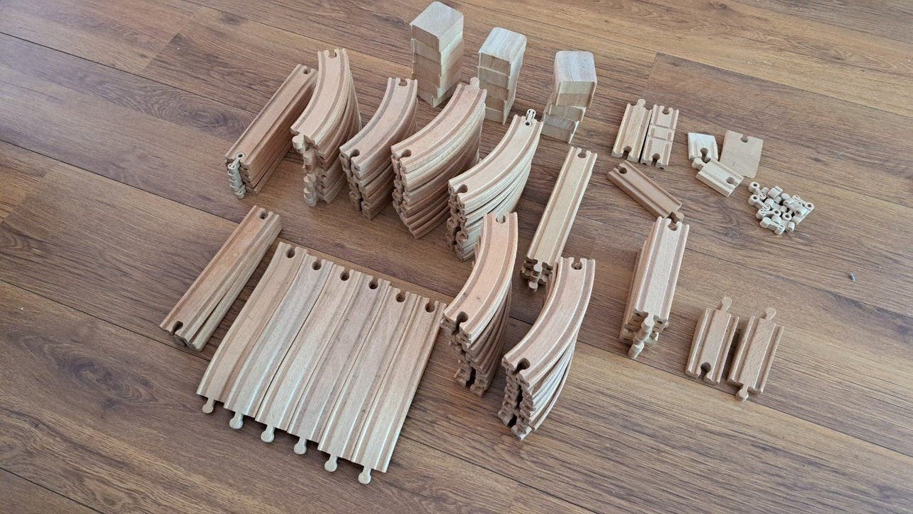 Houten treinbaan met VEEL extra's, Ophalen, Zo goed als nieuw, Overige typen