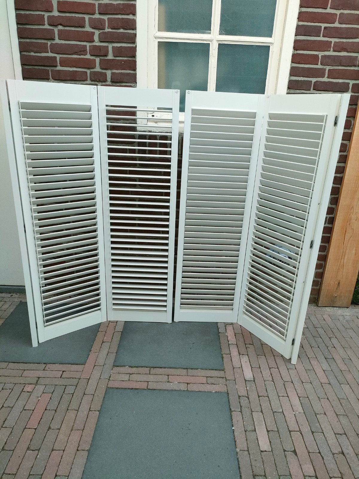 4 shutters, 41,5x139cm - 1 licht beschadigd, Ophalen of Verzenden