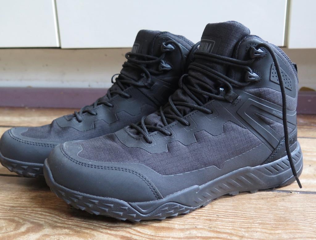 Stoere schoenen Magnum maat 42, Kleding | Heren, Schoenen, Ophalen, Zwart, Overige typen, Zo goed als nieuw