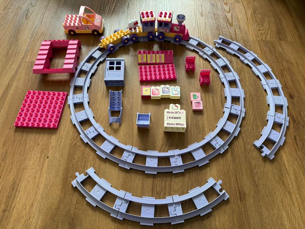 Hello Kitty treinspoor << LEGO Duplo >>, Ophalen of Verzenden, Gebruikt, Duplo