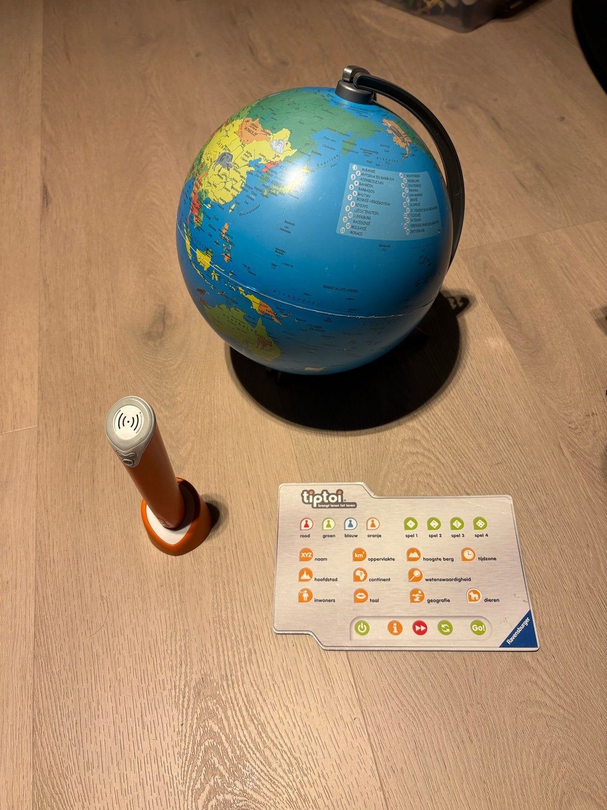 Tiptoi Wereldbol met Pen - Ontdek de Wereld Spelenderwijs, Ophalen of Verzenden, Gebruikt, Taal en Lezen, Met geluid