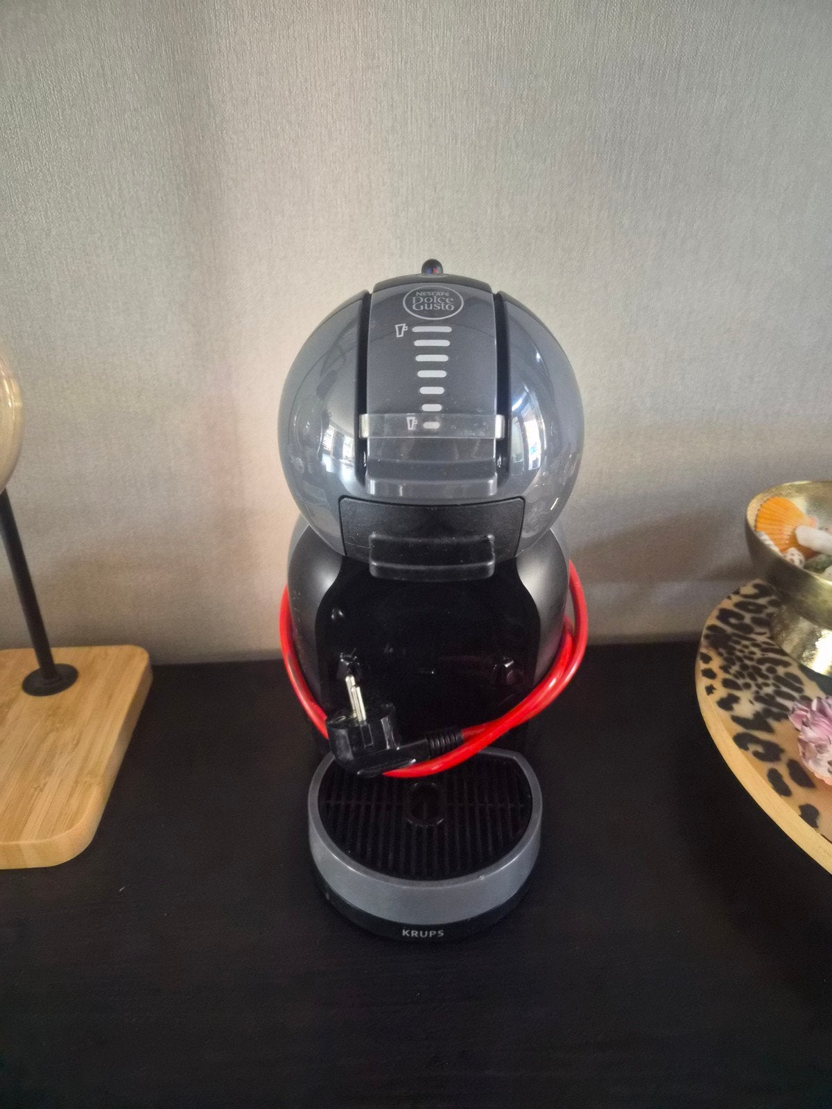 Krups Nescafé Dolce Gusto koffiemachine, Witgoed en Apparatuur, Koffiezetapparaten, Ophalen, Gebruikt, Koffiemachine