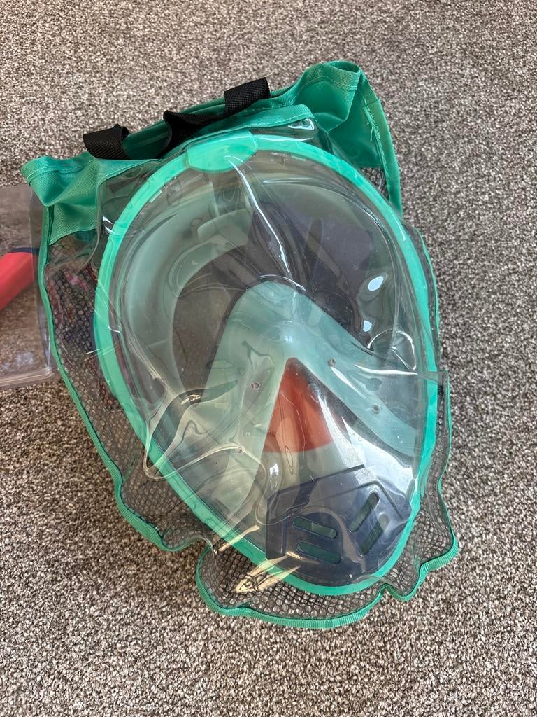 Snorkelset: Masker (S/M), 2 Brillen, Flippers (36/37), Ophalen, Gebruikt, Snorkelset