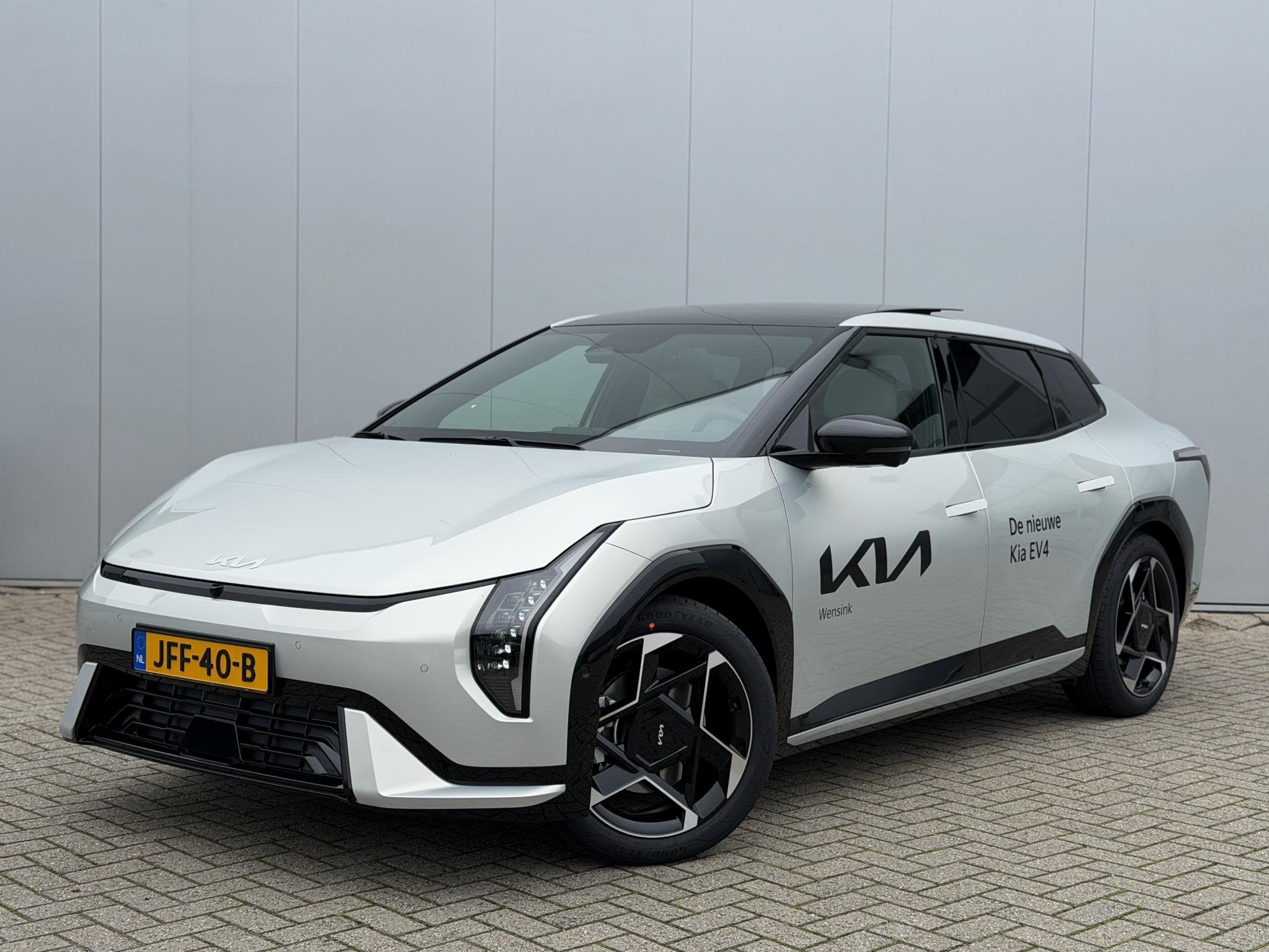 Kia EV4 Fastback GT-PlusLine 81.4 kWh | 360 Camera | Head-up, Auto's, 81 kWh, Parkeerassistent, 33 min, Origineel Nederlands