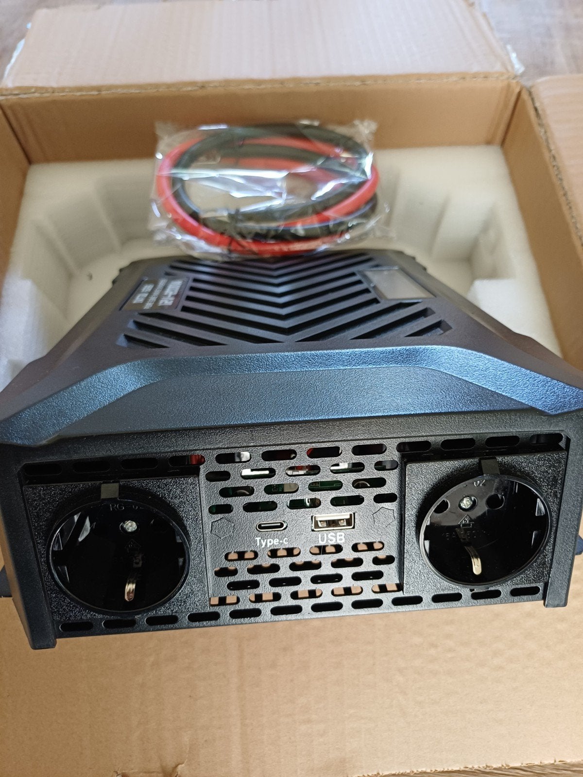 4000watt Piek 2000W  continu PureSinusOmvormer 12V naar 220v, Ophalen of Verzenden, Nieuw