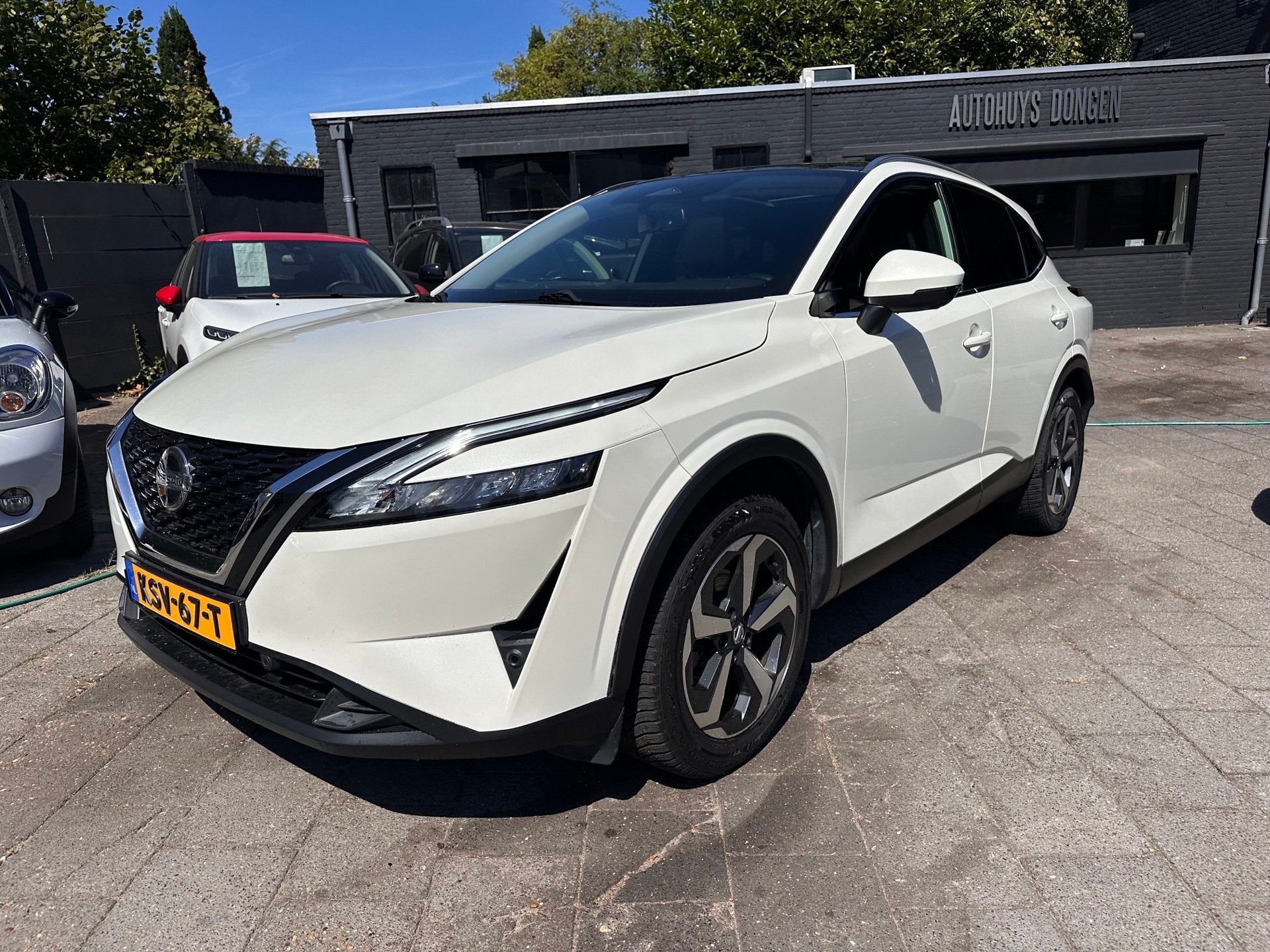 Nissan Qashqai 1.3 DIG-T MHEV (158pk) Aut. Premium Xtronic, Dealer onderhouden, Metallic lak, Wit, Origineel Nederlands