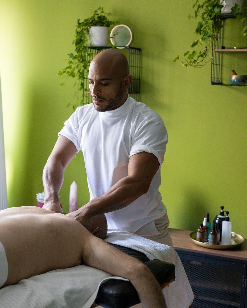 MASSAGE for MEN in DEN HAAG