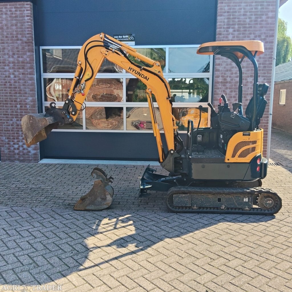 Hyundai R17 graafmachine /1800kg minigraver /690 uur/2022, Zakelijke goederen, -, Niet opgegeven, Ophalen of Verzenden, Niet opgegeven