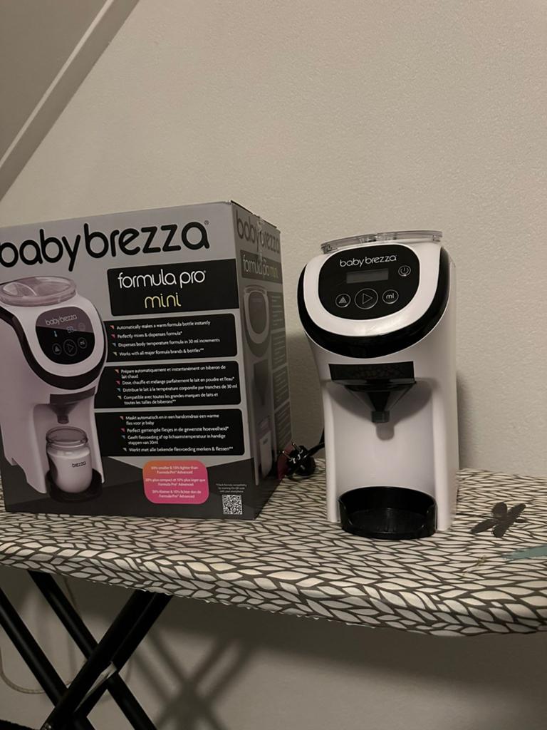 Baby Brezza Formula Pro Mini Flessenmaker, Ophalen of Verzenden, Zo goed als nieuw, Flessen- of potjesverwarmer