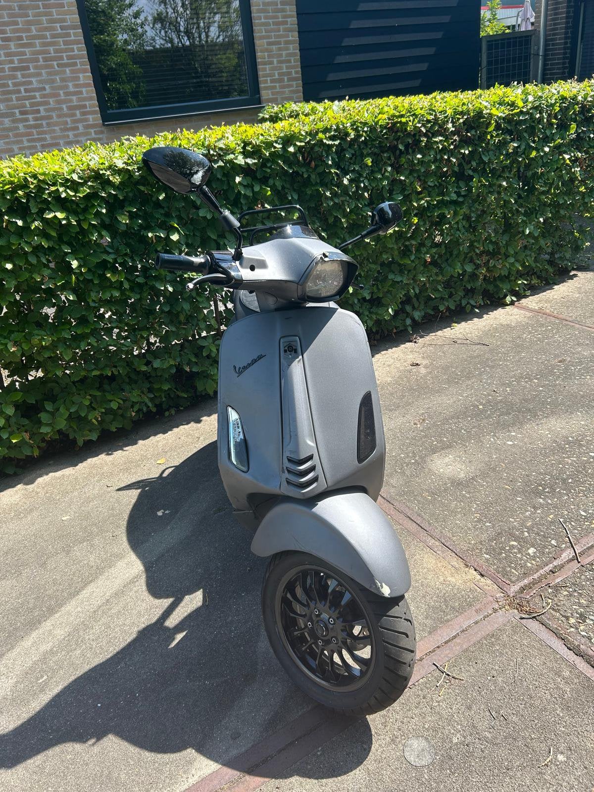 Vespa Sprint antraciet schadescooter, Ophalen, Gebruikt, Benzine, Vespa