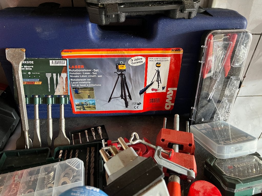 Foto 12 van Gereedschap van alles wat ook nieuw wegens verhuizing