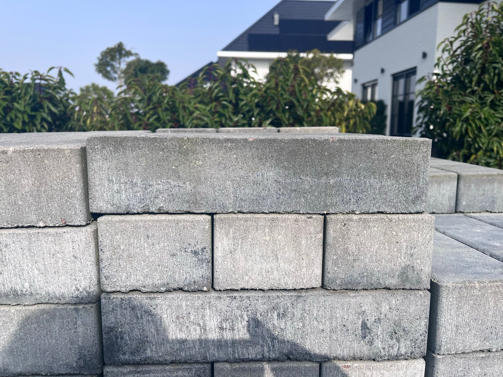 Nieuwe betonklinkers voor oprit of terras, Ophalen, Klinkers, Nieuw, 10 m² of meer