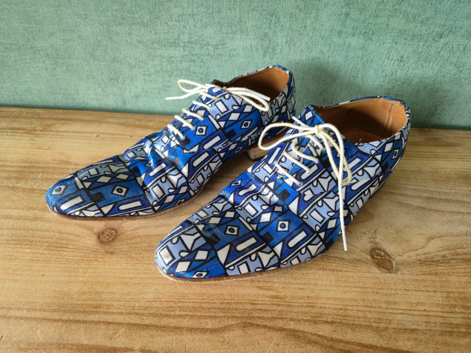 Mascolori schoenen - Blauw patroon - Maat 38, Kleding | Dames, Schoenen, Schoenen met lage hakken, Blauw, Ophalen of Verzenden