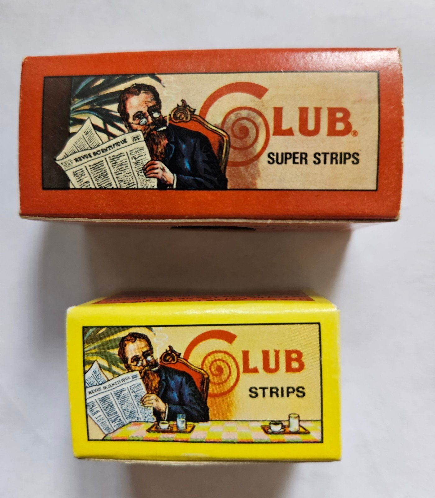 2 Vintage doosjes vloeitjes strips sigarettenpapier Club It, Verzamelen, Ophalen of Verzenden, Nieuw, Overige typen