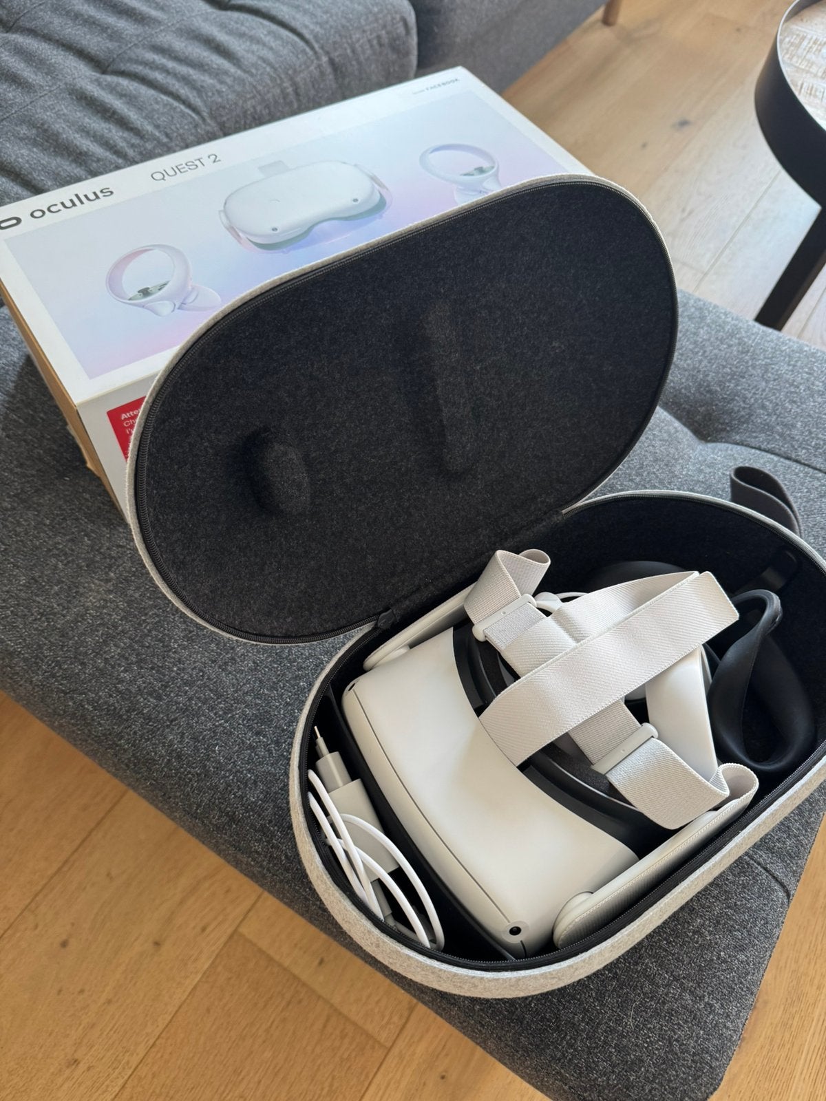 Oculus quest 2, Spelcomputers en Games, Ophalen, Zo goed als nieuw, Overige platformen