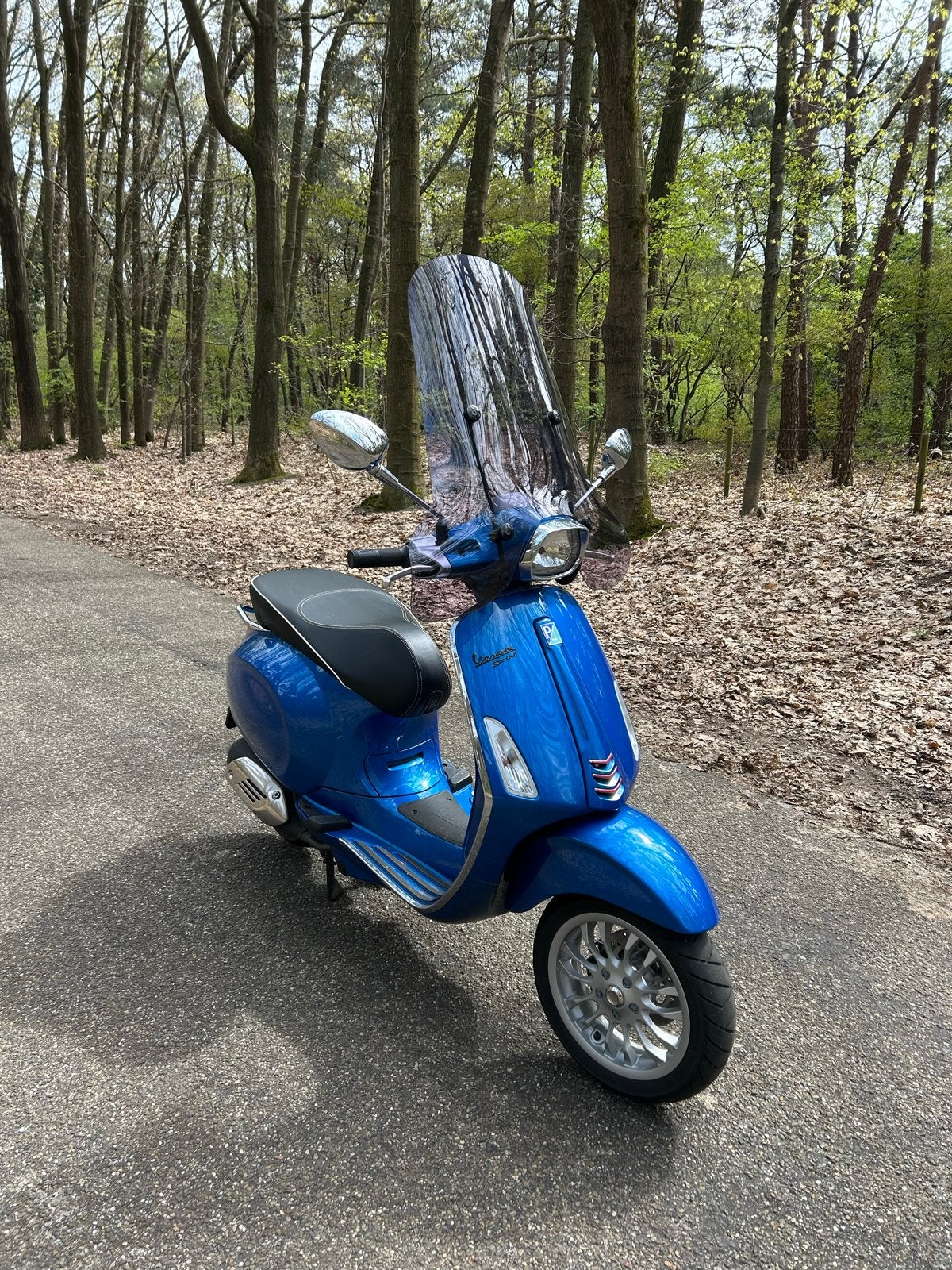 Vespa Sprint - Zo goed als nieuw, inclusief slot, Ophalen, Overige modellen, Maximaal 45 km/u, Zo goed als nieuw