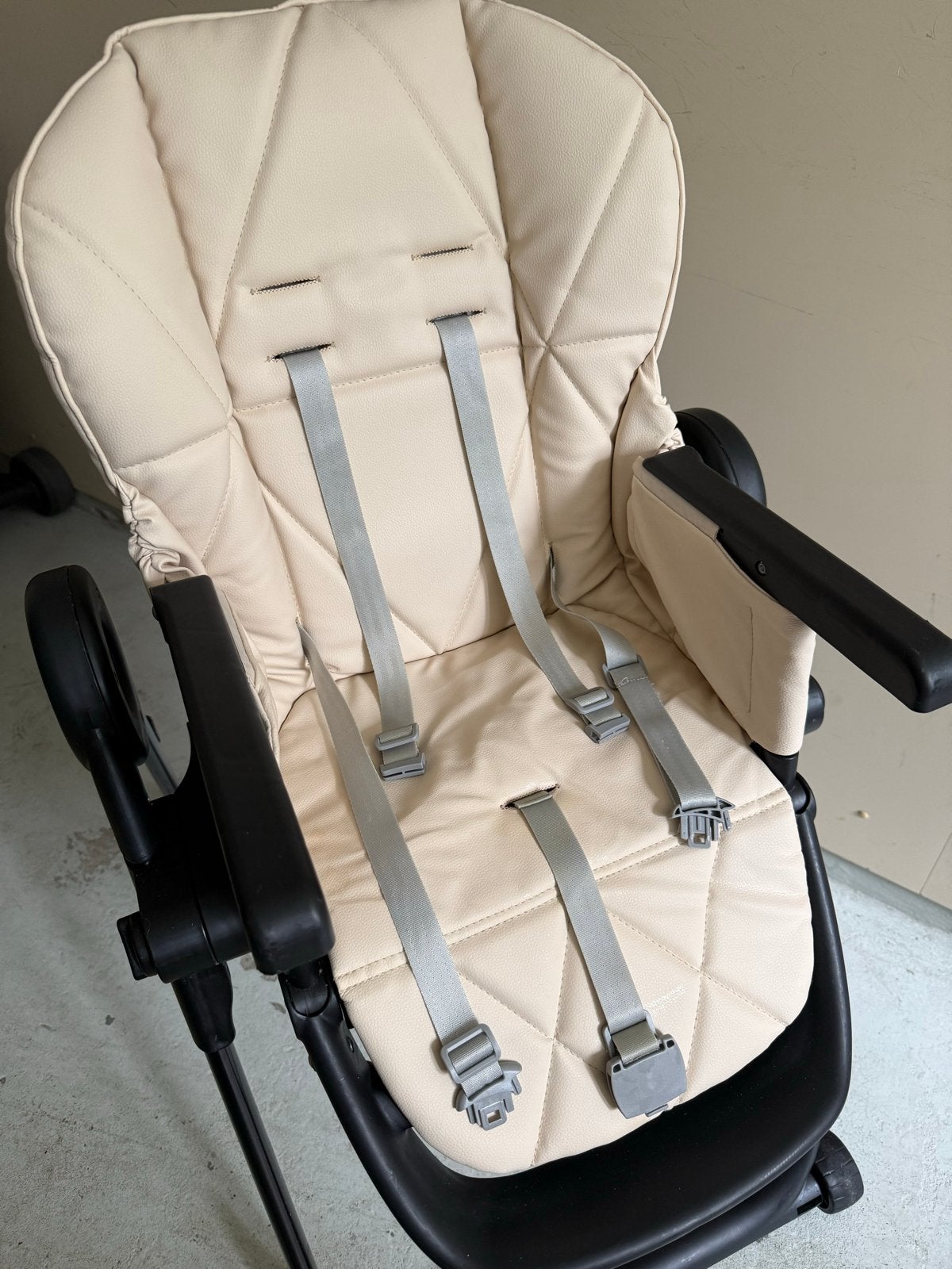 Comfortabele meegroeistoel met gordel, Ophalen, Gebruikt, Meegroeistoel, Aanschuifbaar