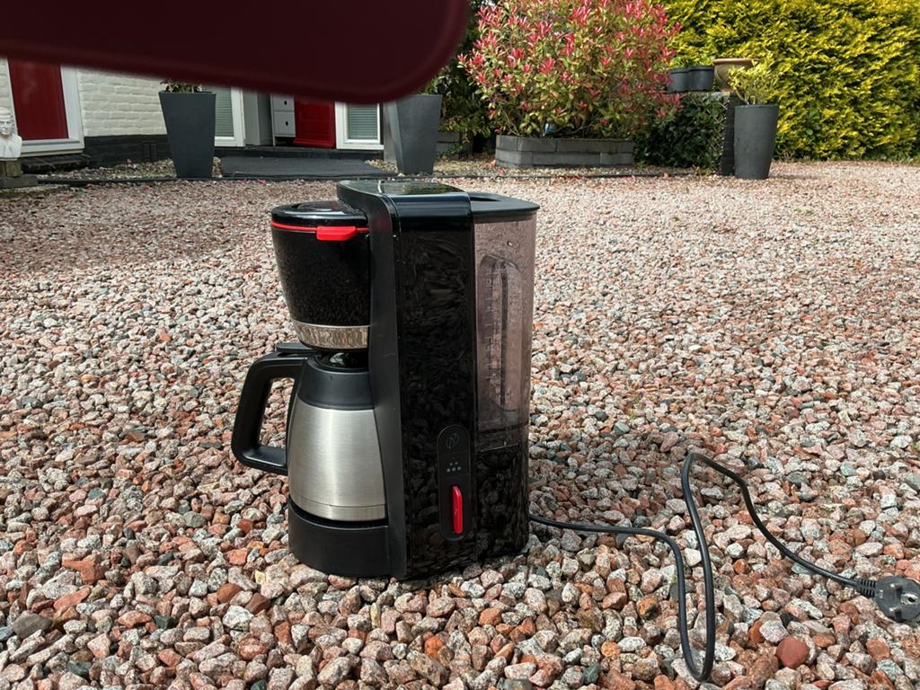 Bosch Koffiezetapparaat met Thermoskan - Zwart, Afneembaar waterreservoir, 10 kopjes of meer, Koffiemachine, Gemalen koffie