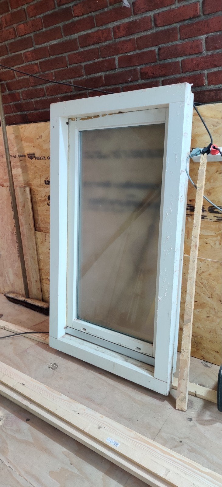 Hardhouten kozijn met draaikiep raam 78x135, 75 tot 150 cm, Gebruikt, Verzenden, Raamkozijn