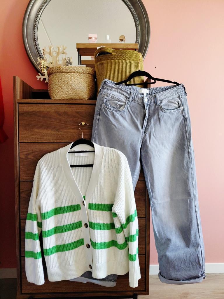2delig Selected Femme vest & Wide leg Jeans M42 NW150,-, Kleding | Dames, Truien en Vesten, Ophalen of Verzenden, Zo goed als nieuw