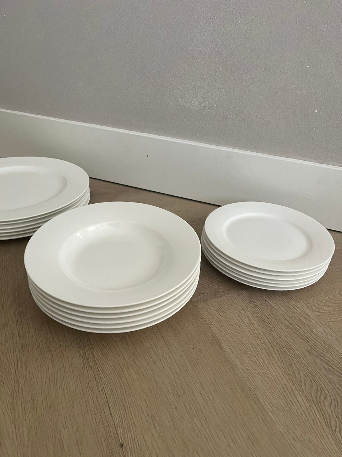 Maxwell & Williams cashmere 18 stuks servies, borden, Verzenden, Zo goed als nieuw, Bord(en), Effen