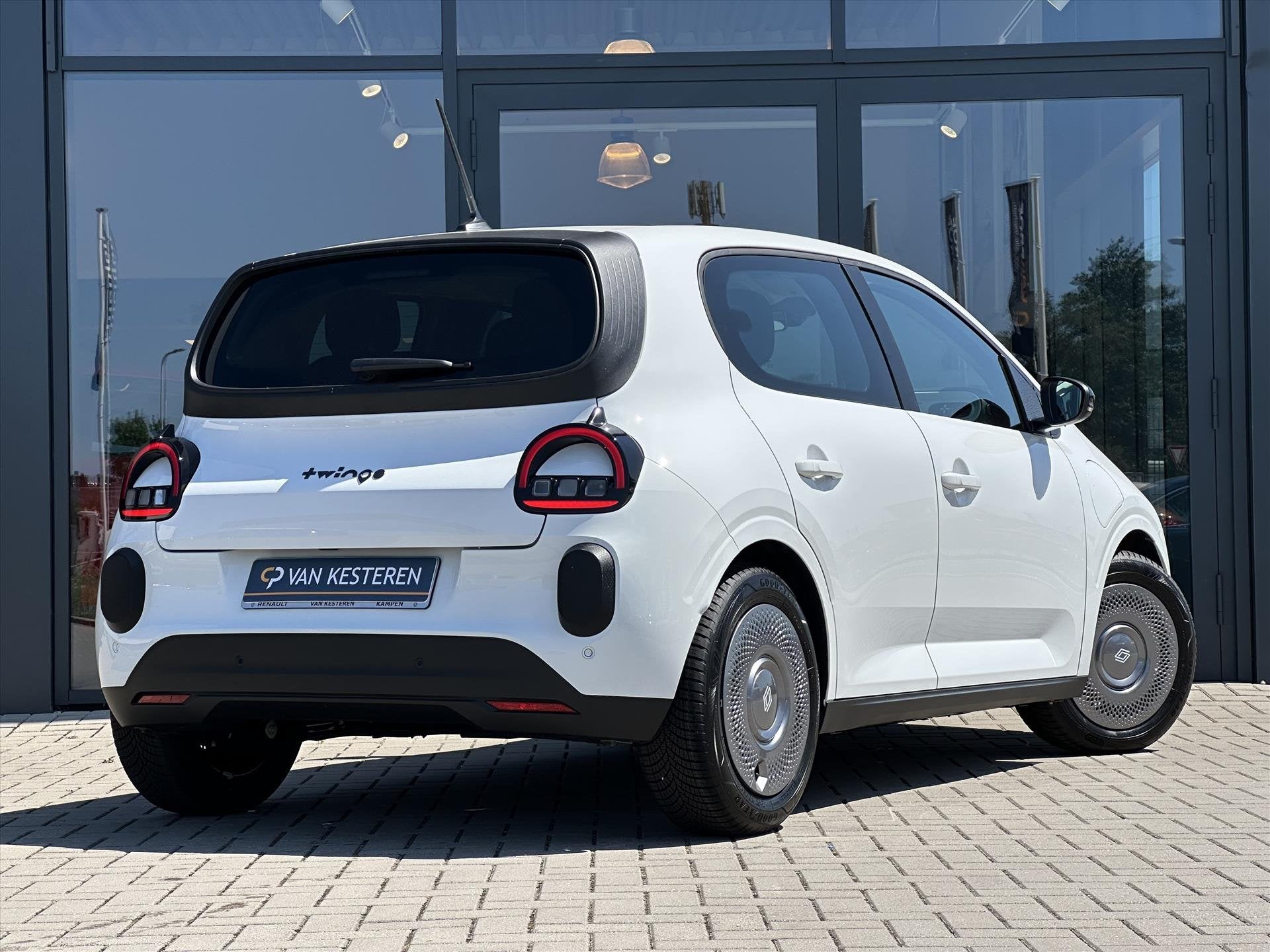 RENAULT Twingo E-Tech Electric Evolution 82pk | V2G | CSS La, Auto's, Renault, Dealer onderhouden, Gebruikt, Zwart, 180 min