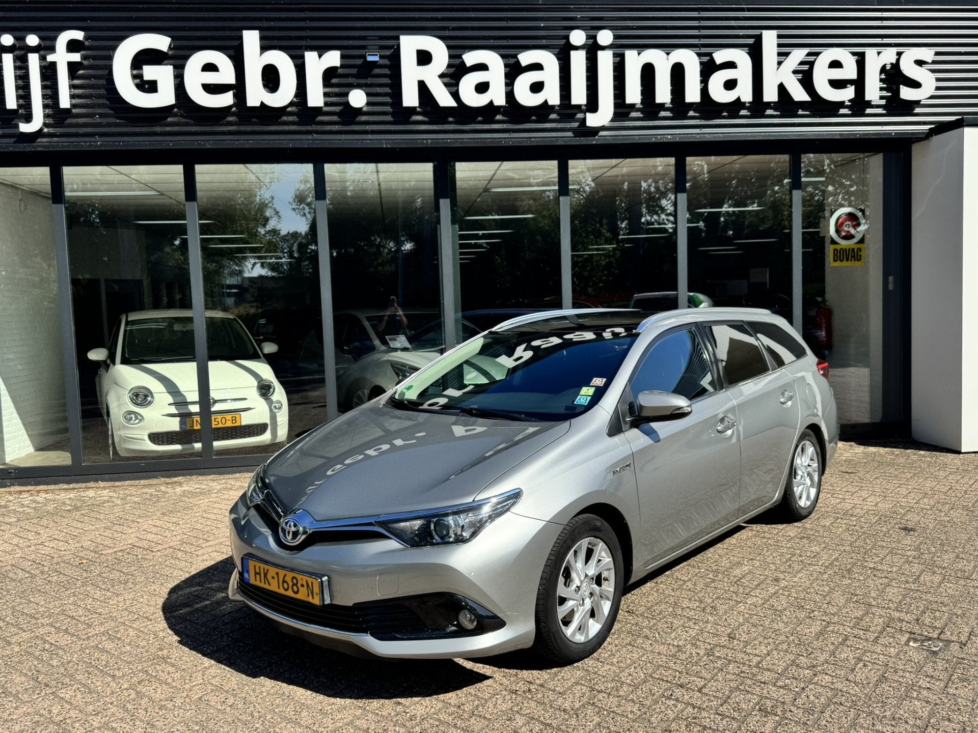 Toyota Auris Touring Sports 1.8 Hybrid Lease*Panoramadak*EXP, Gebruikt, Euro 6, Origineel Nederlands, Hybride Elektrisch/Benzine