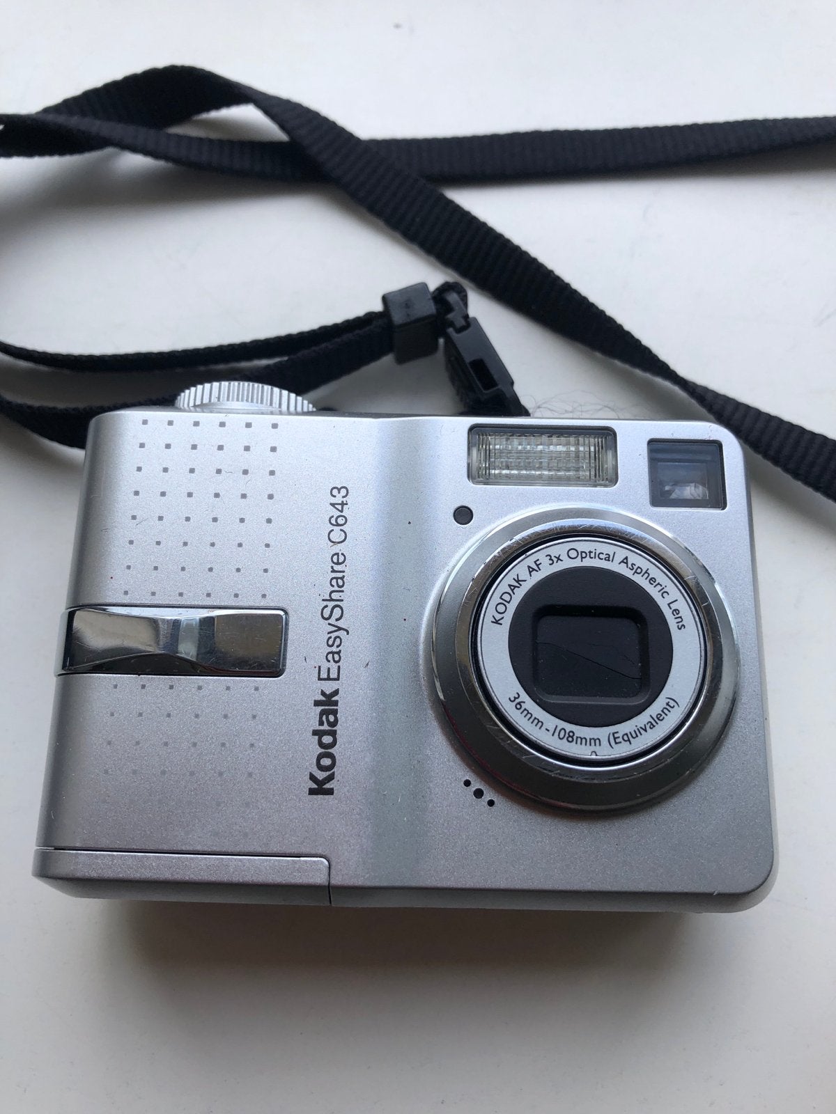 Kodak EasyShare C643 Compactcamera - Zilver, 6.1 MP, Ingebouwde flitser, Gebruikt, Ophalen of Verzenden, 4 t/m 7 keer