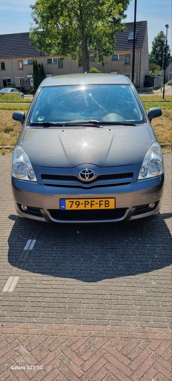 Toyota Corolla Verso 1.8 Vvt-i 7P 2004 Grijs, 129 pk, 7 stoelen, Origineel Nederlands, Handgeschakeld