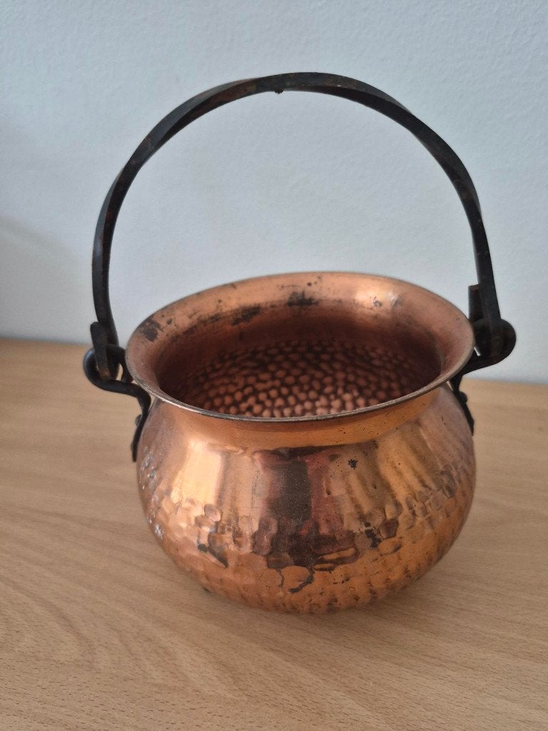 Koperen pot met ijzeren hengsel, Ophalen, Koper