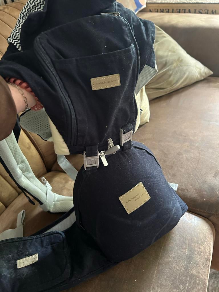 Comfortabele draagzak voor baby's en peuters, Kinderen en Baby's, Babydragers en Draagdoeken, Gebruikt, Buik of Rug, Draagzak