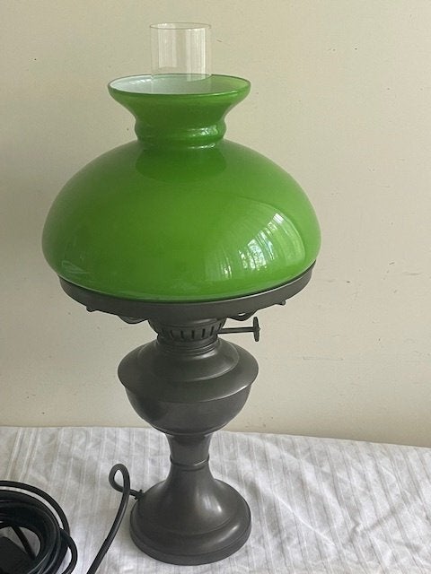 Vintage Tafellamp met een Groen glazen Kap, Ophalen of Verzenden, Zo goed als nieuw, Bankierslamp, Vintage