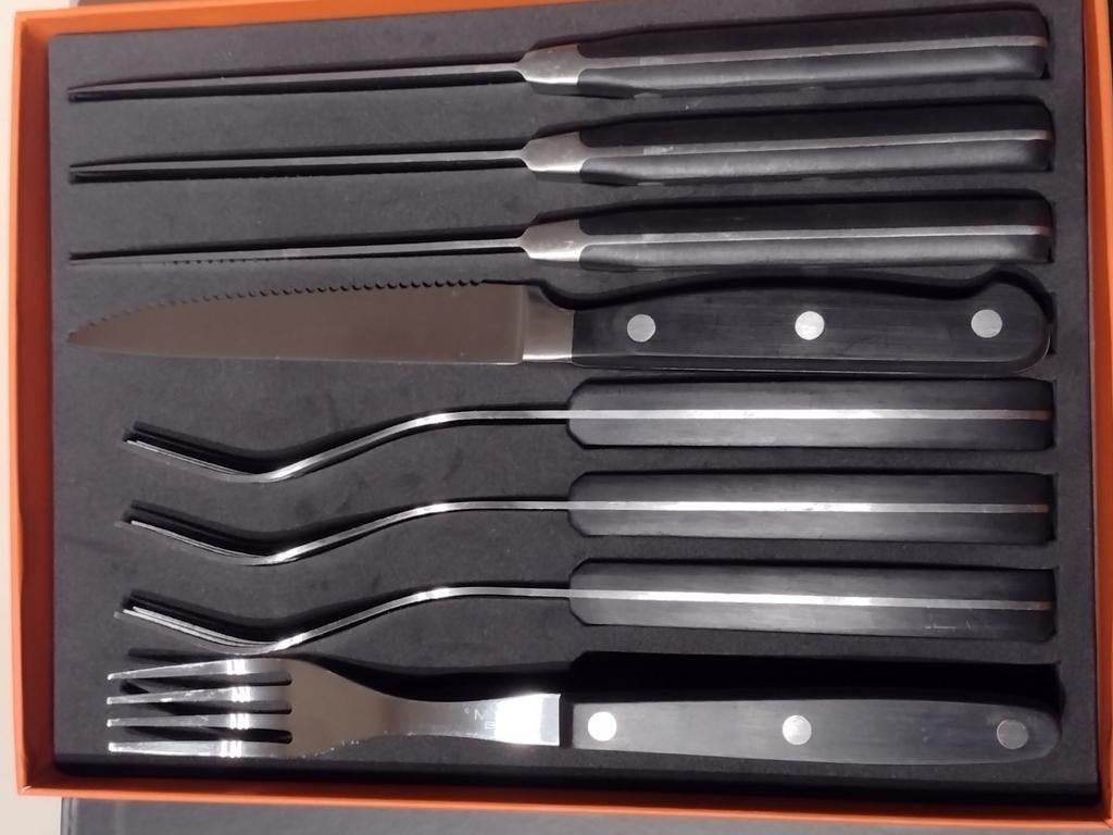 Nieuwe Miyako BBQ / steak set 4 delig in doos, Ophalen, Nieuw, Rvs of Chroom, Bestekset