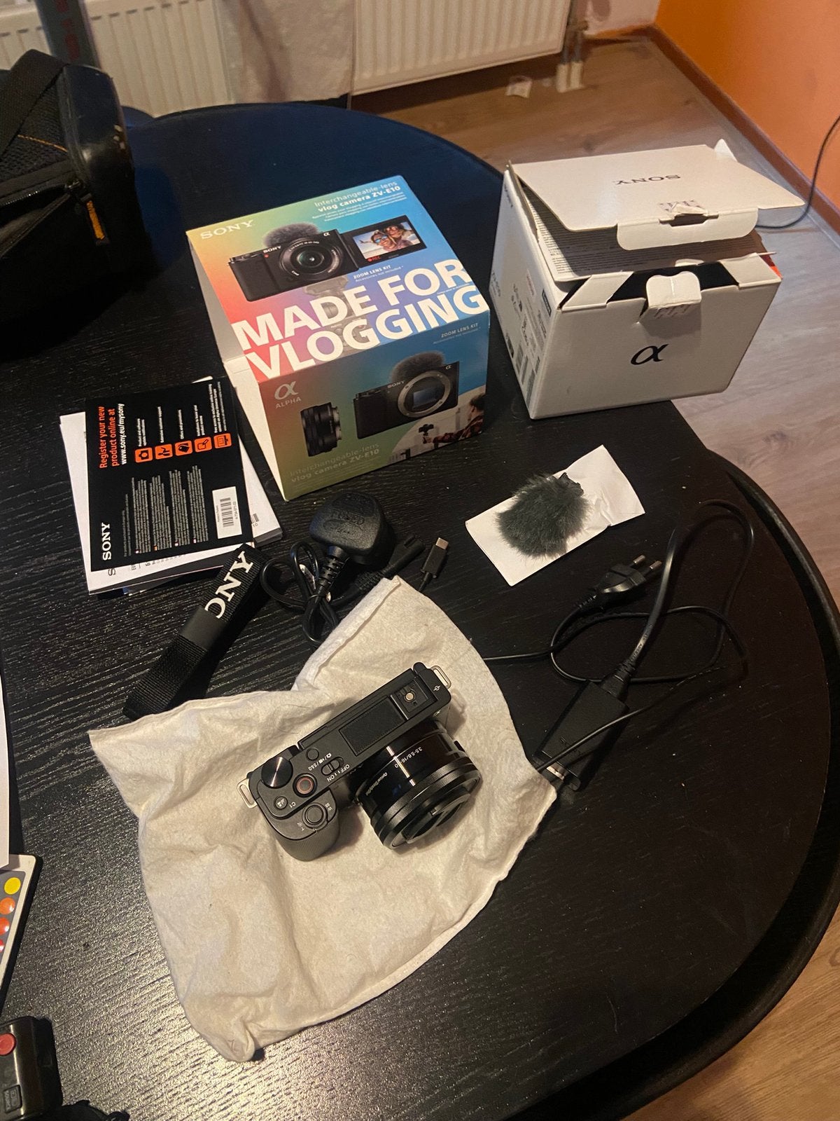 Zo goed als nieuwe Sony ZV-E10 vlogcamera, 20x of meer, Ophalen of Verzenden, Zo goed als nieuw, Sony