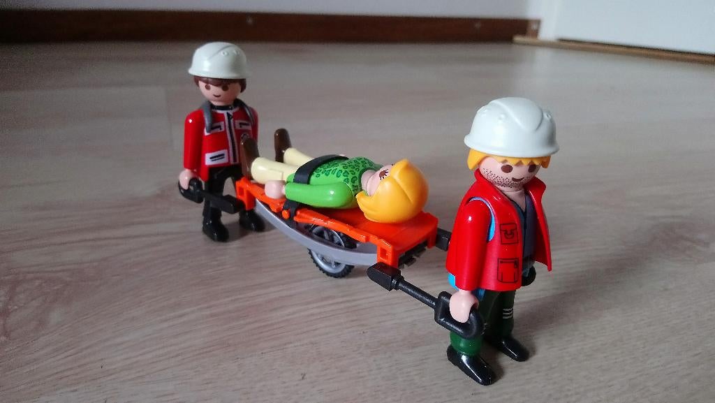 KORTING! - playmobil reddingswerkers met brancard - 5430, Ophalen of Verzenden, Zo goed als nieuw, Complete set