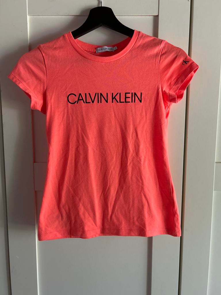 Calvin Klein T-shirt Koraalrood Maat 12, Kleding | Dames, Ophalen of Verzenden, Korte mouw, Roze, Maat 34 (XS) of kleiner