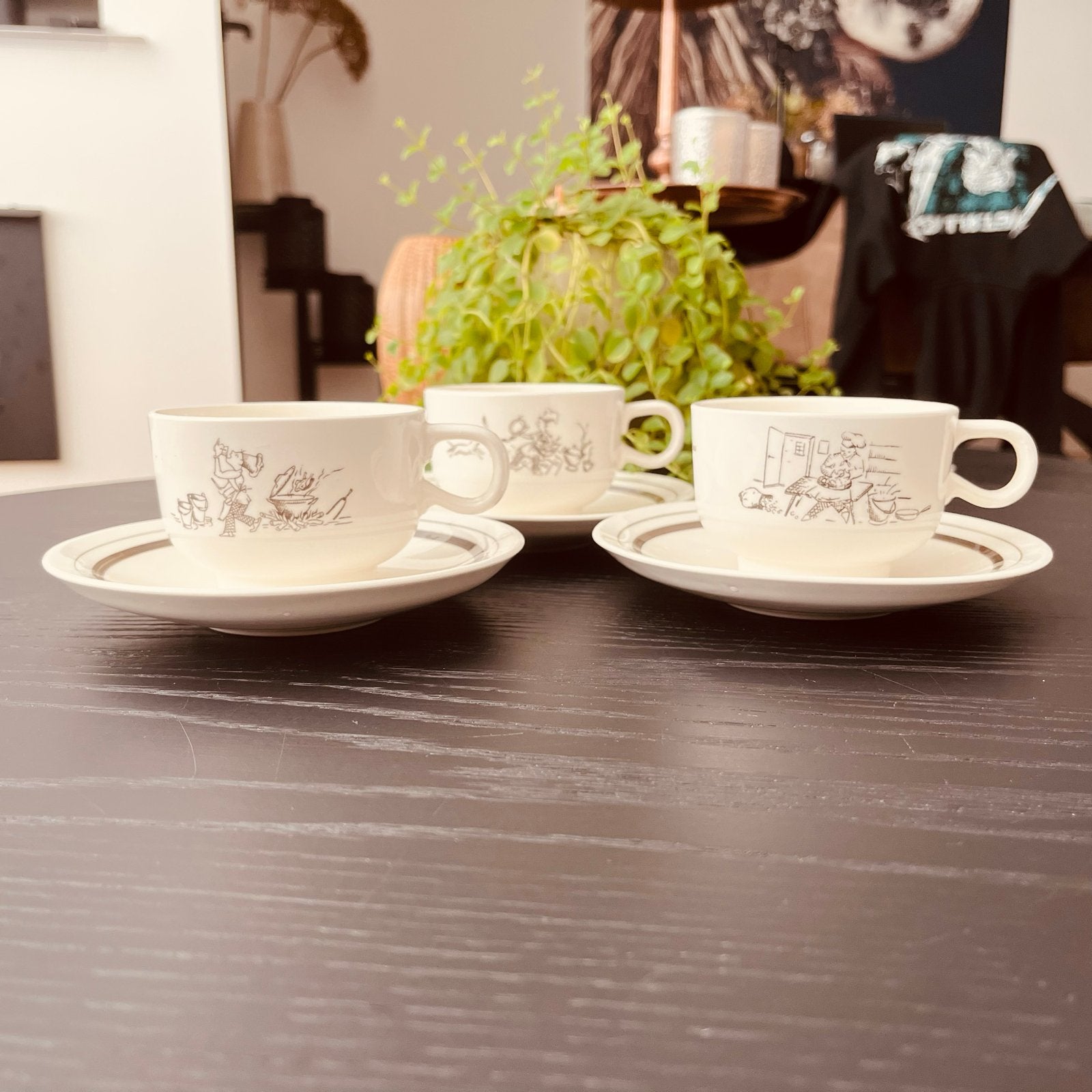 Set van 3 Royal Sphinx Regout Maastricht kop en schotels, Ophalen of Verzenden
