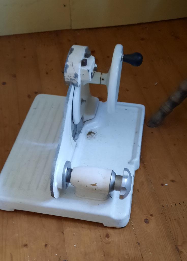 Vintage Snijmachine naar keuze, Ophalen