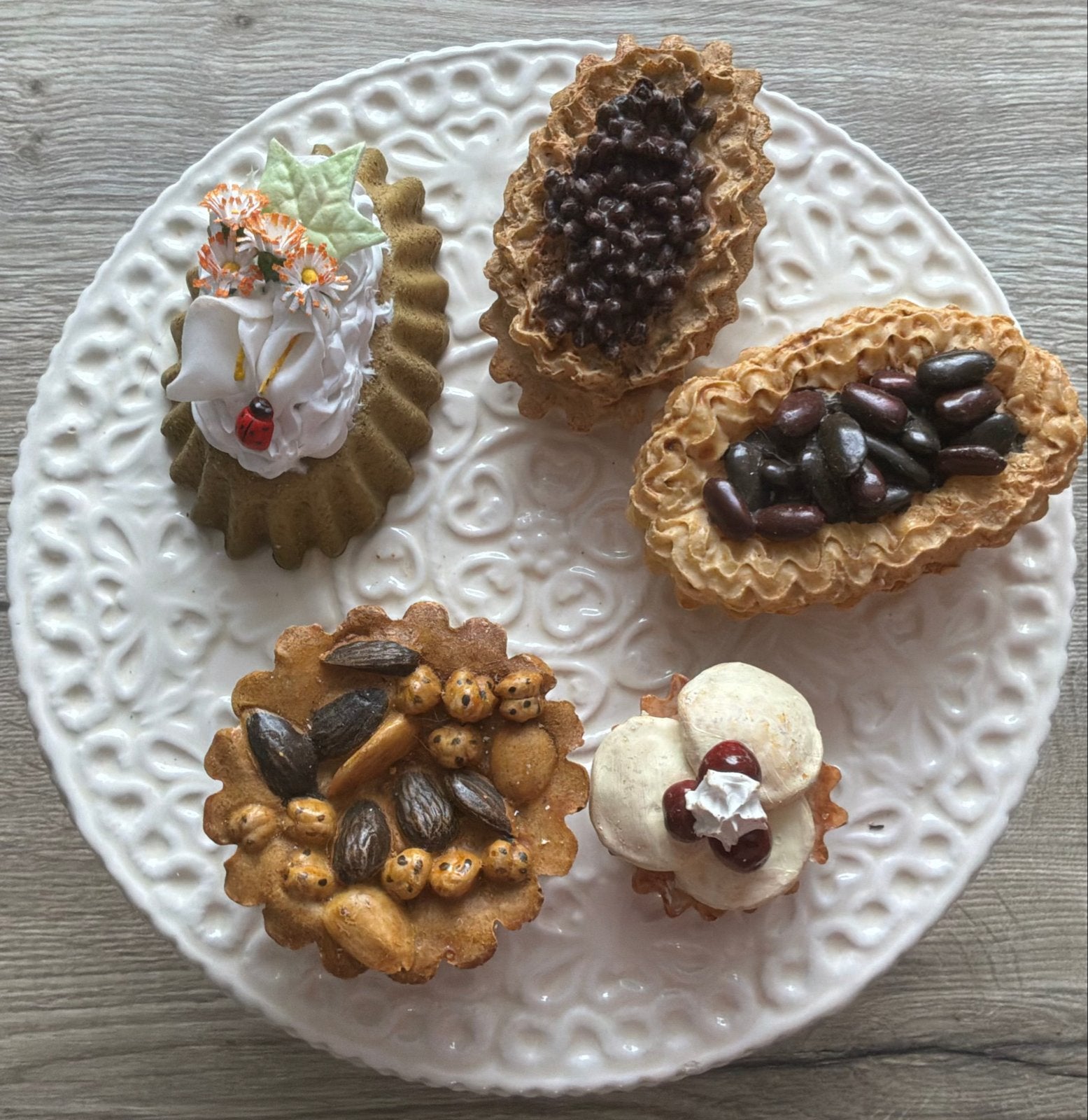 Decoratieve Mini Gebakjes van 17,50 nu 15,00 ❤️, Ophalen, Nieuw